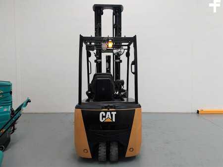 Carrelli elettrici 3 ruote 2017  CAT Lift Trucks EP18CPNT (4)