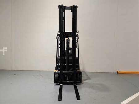 Carrelli elettrici 3 ruote 2017  CAT Lift Trucks EP18CPNT (5)