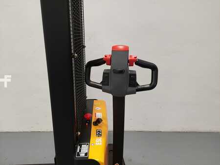 Pallet Stackers 2024  MB Forklift ESL122 2S330 (11)