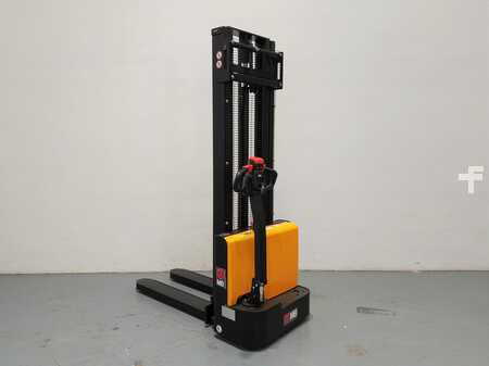 Apilador eléctrico 2024  MB Forklift ESL122 2S330 (8)