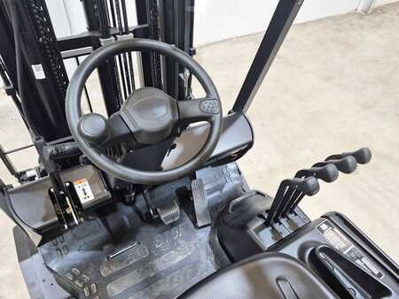 Elektrisk- 3 hjul 2025  MB Forklift CPD18TVL (9)