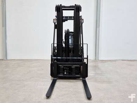 Eléctrica de 3 ruedas 2025  MB Forklift CPD18TVL (3)
