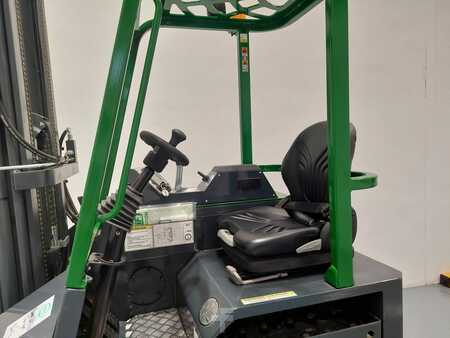 Pozostałe 2024  Combilift CBE2500 (9)