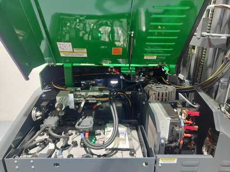 Pozostałe 2024  Combilift CBE2500 (8)