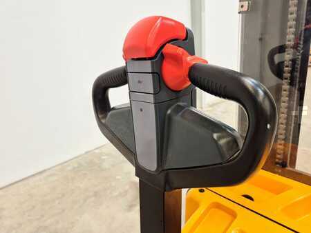 Hochhubwagen 2024  MB Forklift WSA161L (7)