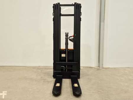 Apilador eléctrico - MB Forklift WSA161L (5)