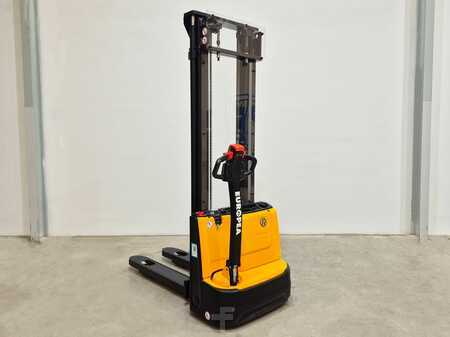 Apilador eléctrico 2024  MB Forklift ESA121 2S360 (2)