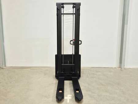 Apilador eléctrico 2024  MB Forklift ESA121 2S360 (5)