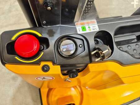 Apilador eléctrico 2024  MB Forklift ESA121 2S360 (9)
