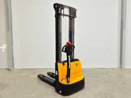 Apilador eléctrico 2025  MB Forklift ESA121 2S360 (2)
