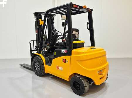 Elektro čtyřkolový VZV 2025  MB Forklift EFL303 (2)