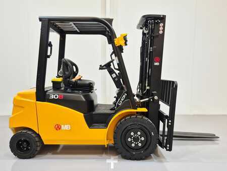 Elektro čtyřkolový VZV 2025  MB Forklift EFL303 (4)