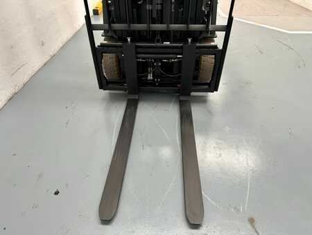 El truck - 3 hjulet 2024  MB Forklift CPD15TVL (9)