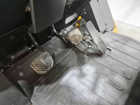 Dieselový VZV 2024  MB Forklift CPCD25T8 G51 (13)