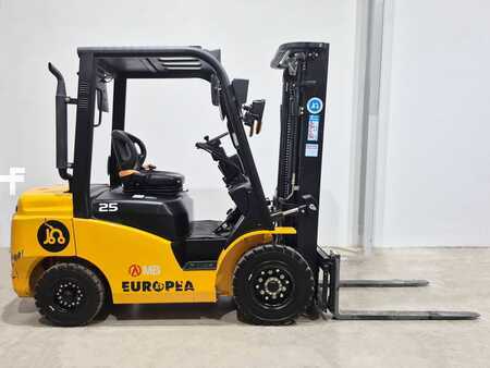 Dieselový VZV 2024  MB Forklift CPCD25T8 G51 (4)