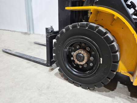 Dieselový VZV 2024  MB Forklift CPCD25T8 G51 (7)