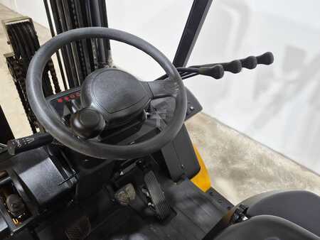 Dieselový VZV 2024  MB Forklift CPCD25T8 G51 (9)