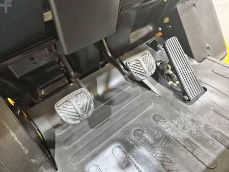 Dieselový VZV 2024  MB Forklift CPCD25T8 G51 (14)