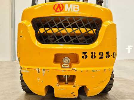 Dieselový VZV 2024  MB Forklift CPCD25T8 G51 (14)