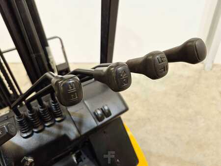 Dieselový VZV 2024  MB Forklift CPCD25T8 G51 (11)