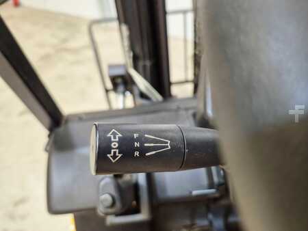 Dieselový VZV 2024  MB Forklift CPCD25T8 G51 (12)