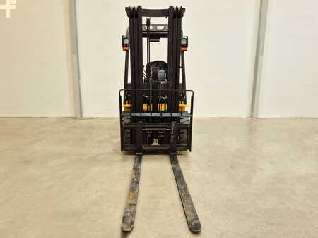 Dieselový VZV 2024  MB Forklift CPCD25T8 G51 (5)
