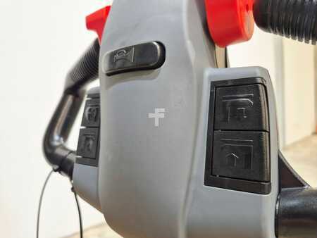 Apilador eléctrico 2025  MB Forklift ESL122 2S360 (7)