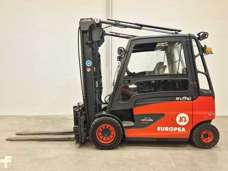 Elektro 4 Rad 2012  Linde E50HL 01 600 (1)