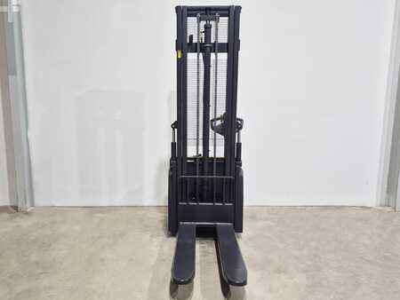 Gerbeurs 2025  CAT Lift Trucks NSP12QLDI Litio (5)