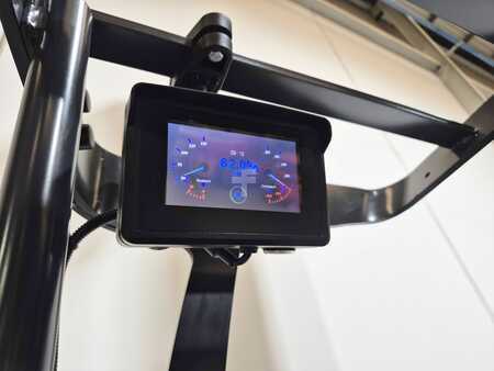 Retráctil 2025  CAT Lift Trucks NR16N3H Litio (9)