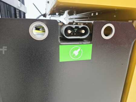 Retráctil 2025  CAT Lift Trucks NR16N3H Litio (14)