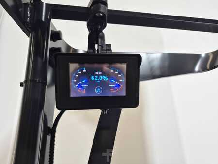 Retráctil 2025  CAT Lift Trucks NR16N3H Litio (14)