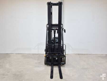 Sähkö - 3 pyör 2025  CAT Lift Trucks EP18CN2T LITIO (5)