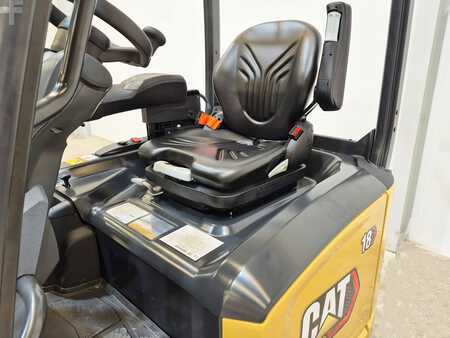 Sähkö - 3 pyör 2025  CAT Lift Trucks EP18CN2T LITIO (17)