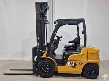 Dieselový VZV 2025  CAT Lift Trucks DP25N3 (1)