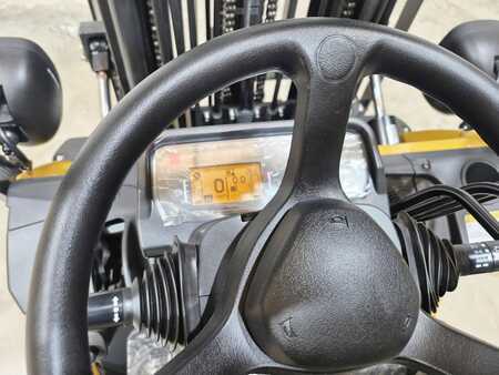 Dieselový VZV 2025  CAT Lift Trucks DP25N3 (15)