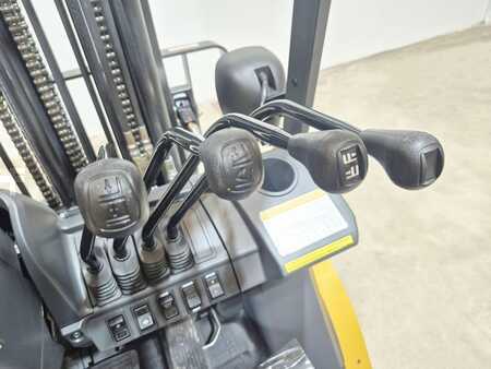 Dieselový VZV 2025  CAT Lift Trucks DP25N3 (13)