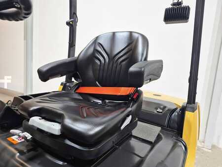 Dieselový VZV 2025  CAT Lift Trucks DP25N3 (17)