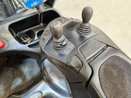 Sähkö - 3 pyör 2017  Linde E16C 02 (12)