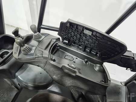 Sähkö - 3 pyör 2019  Linde E16 02 serie 386 (16)