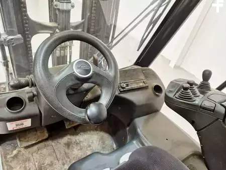 Eléctrica de 3 ruedas 2020  Linde E16 02 serie 386 (11)