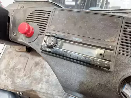 Eléctrica de 3 ruedas 2020  Linde E16 02 serie 386 (14)