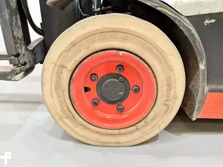 Eléctrica de 3 ruedas 2020  Linde E16 02 serie 386 (9)