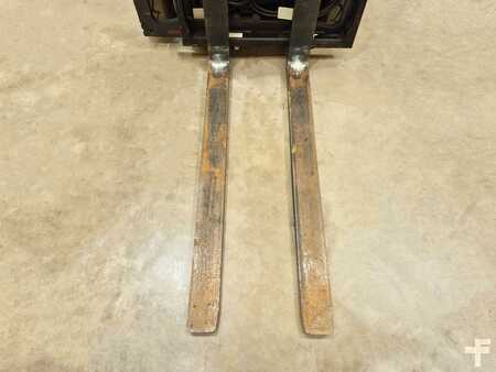 Sähkö - 3 pyör 2020  Linde E16 02 serie 386 (6)