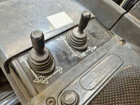 Retraky 1998  Linde R14 (13)