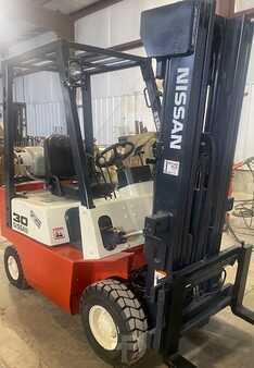 Propane Forklifts 1998  Nissan PJ01A15V (6)