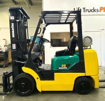 Komatsu FG25ST-12