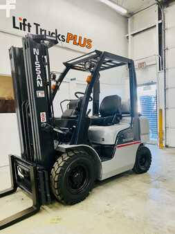 Propane Forklifts 2011  Nissan MP1F2A25LV (2)