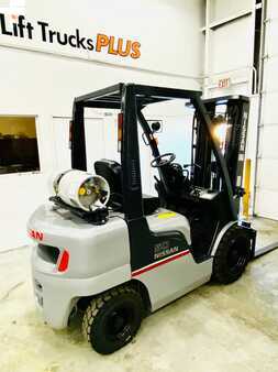 Propane Forklifts 2011  Nissan MP1F2A25LV (6)