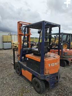 Elektro čtyřkolový VZV 2000  Toyota 5 FBE25 (2)